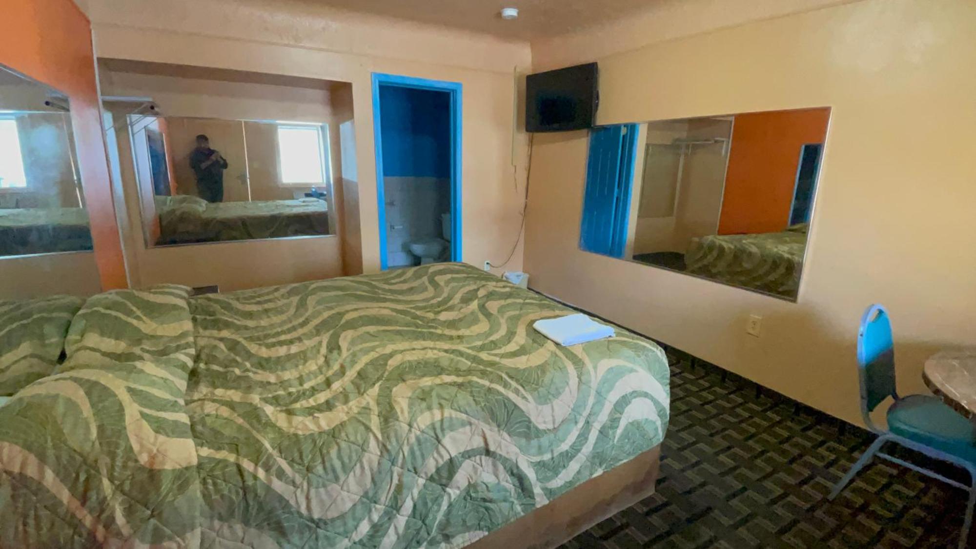 Deluxe Inn Motel Detroit Zewnętrze zdjęcie
